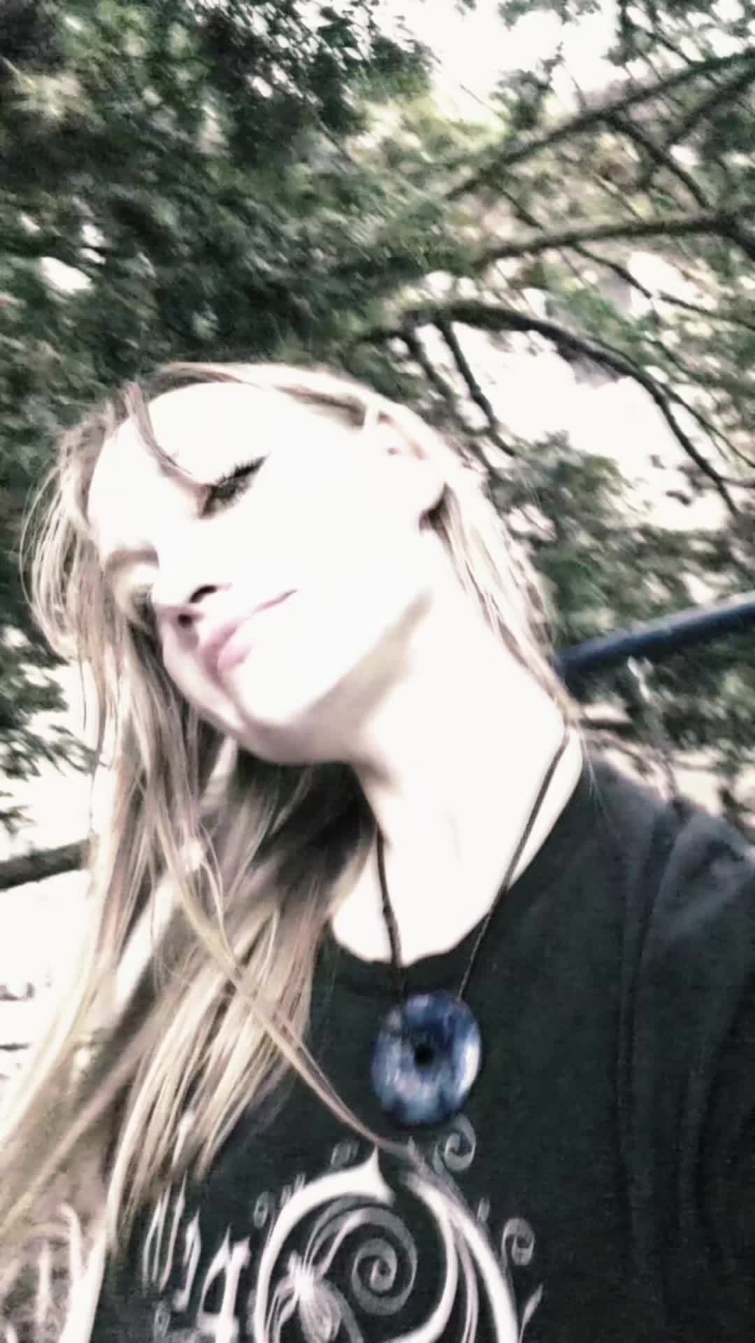 @LisaMoon369