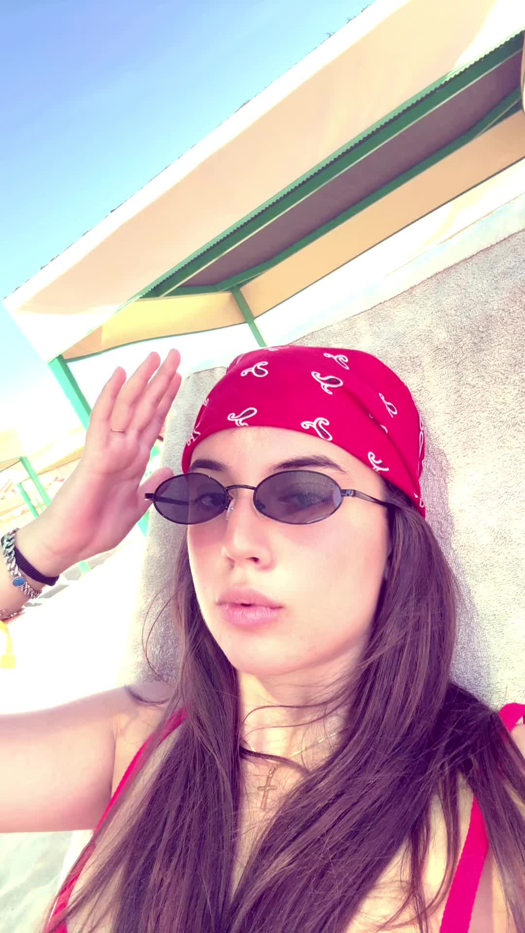 @Elisazuccarello