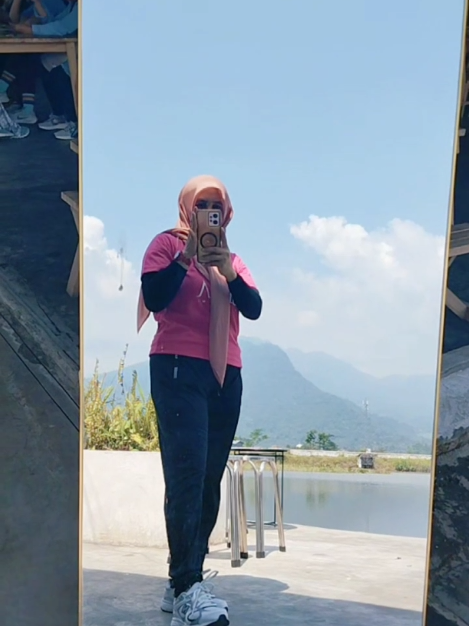 @Rohana