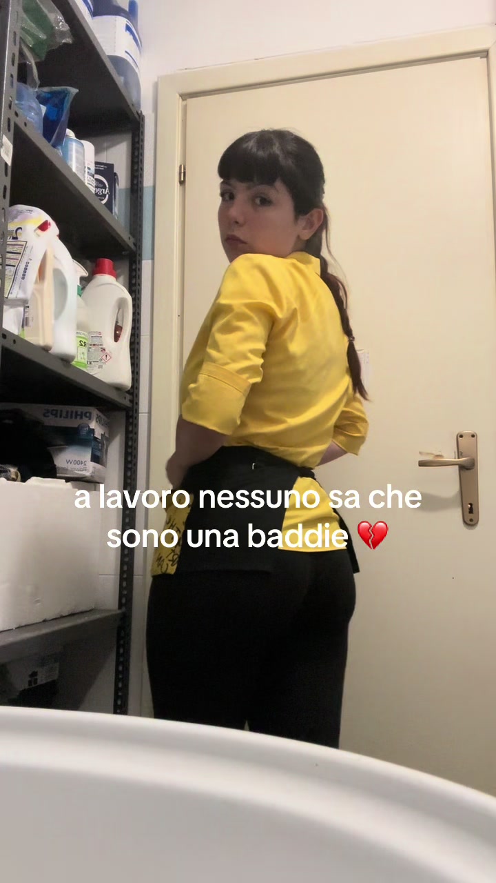 @selena