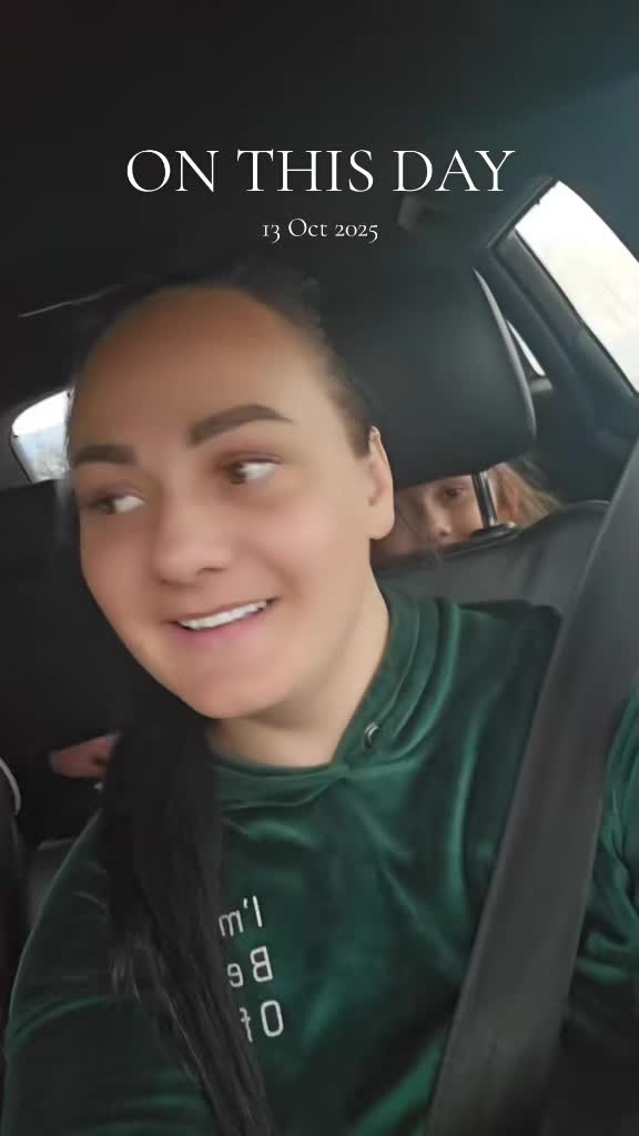 @Bosė😅