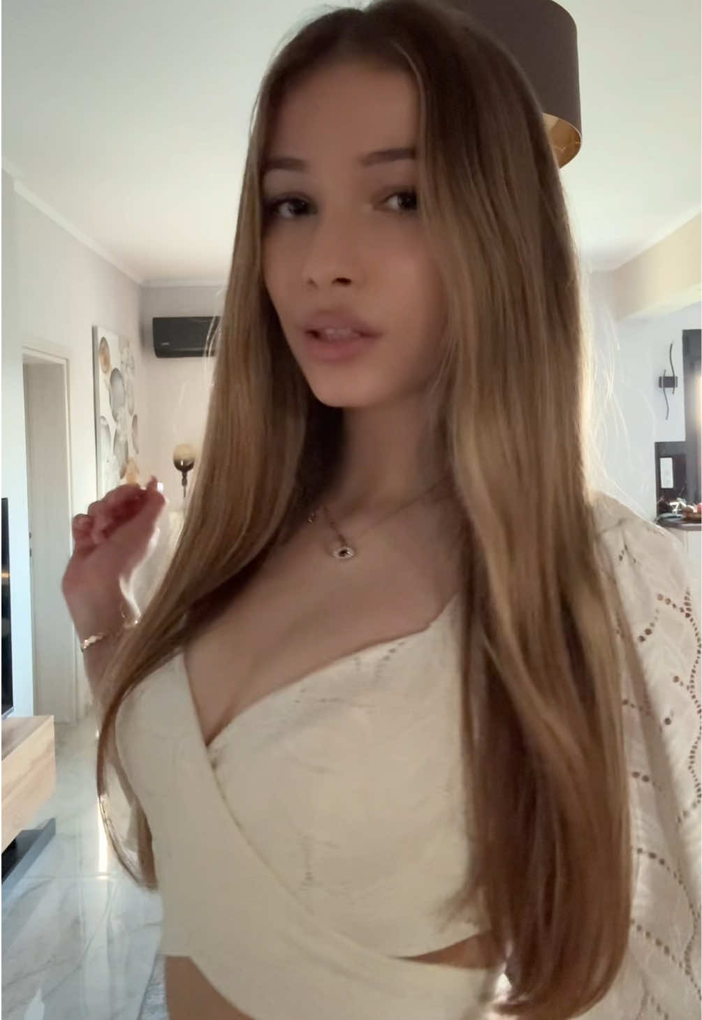 @Adriana