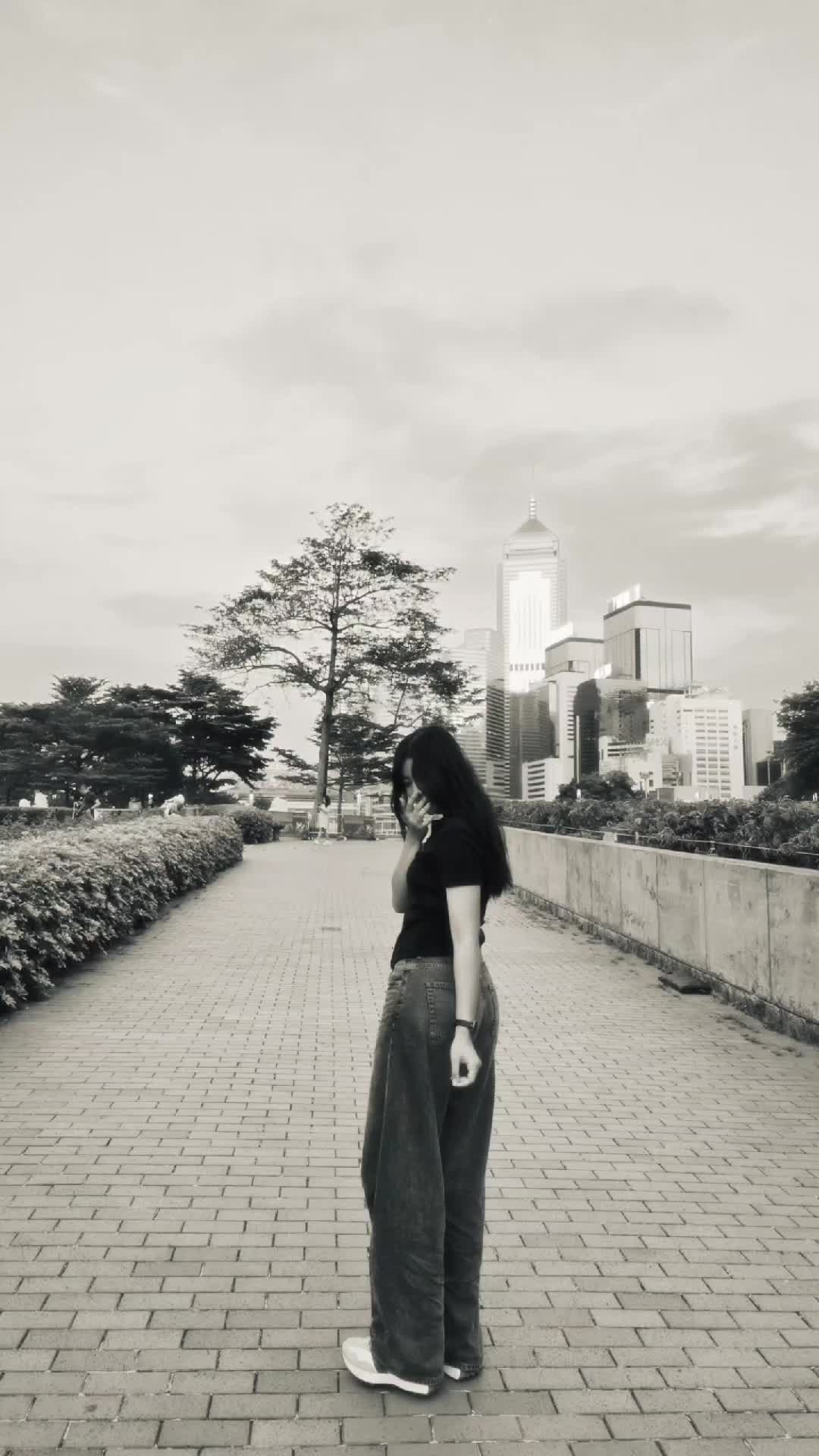 @RANDOM🦢