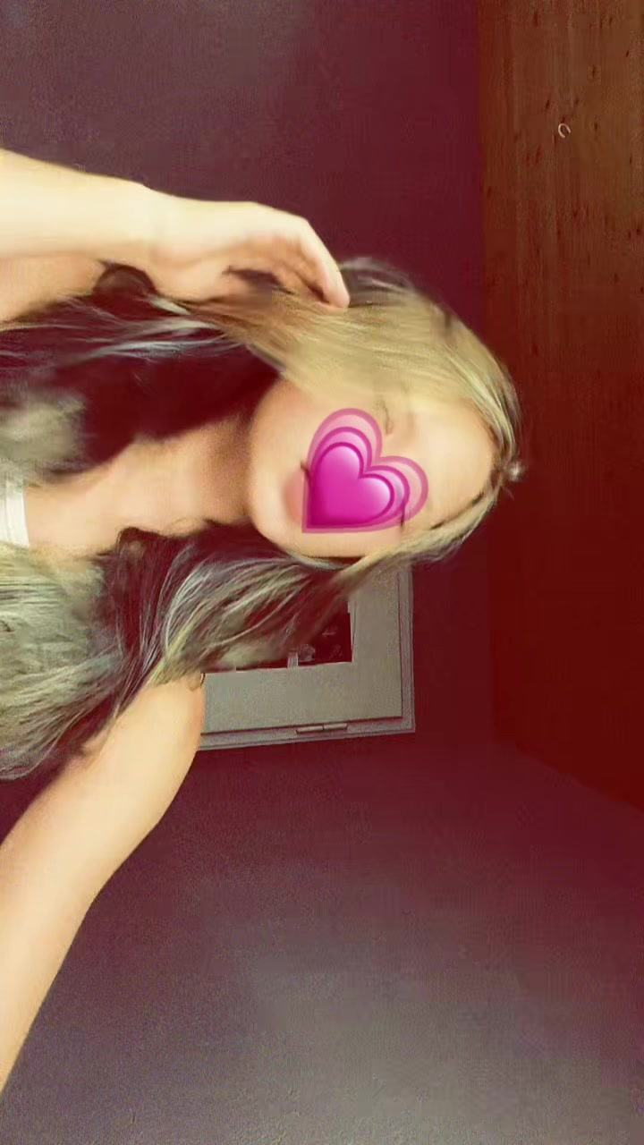 @♪🌷  ᗴ𝕞ᶤ  ☟♩