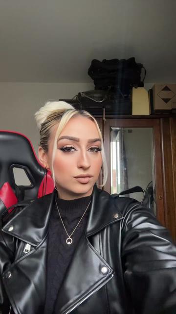 @Manonnzl