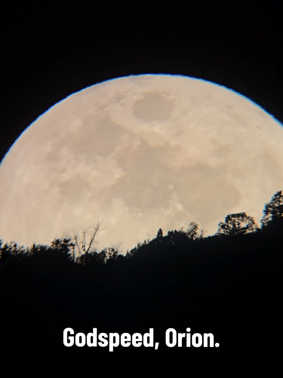 @Alex Martin | HikingAstronomer