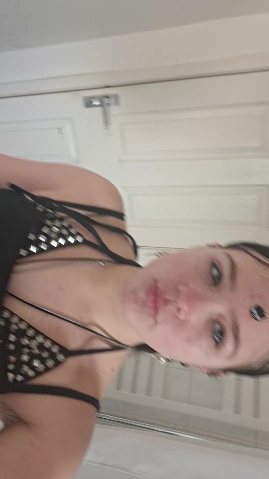 @Zoe🦇🧿
