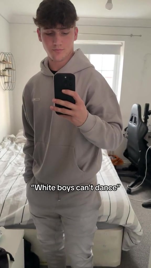 @Jamie 🐧