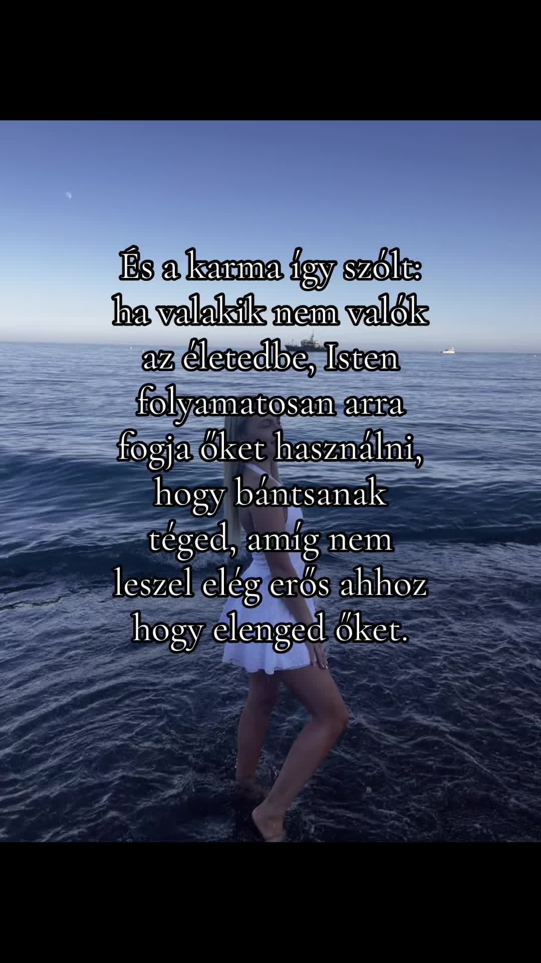 @🦋