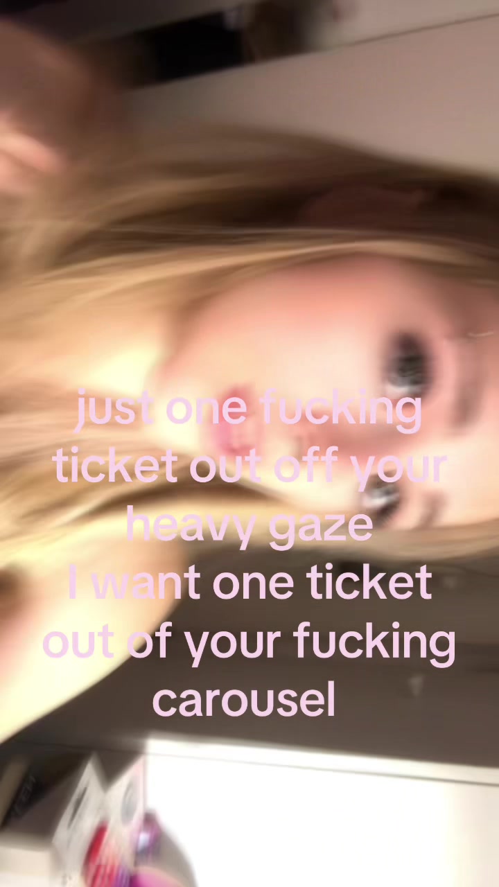 @arina ❀˖°