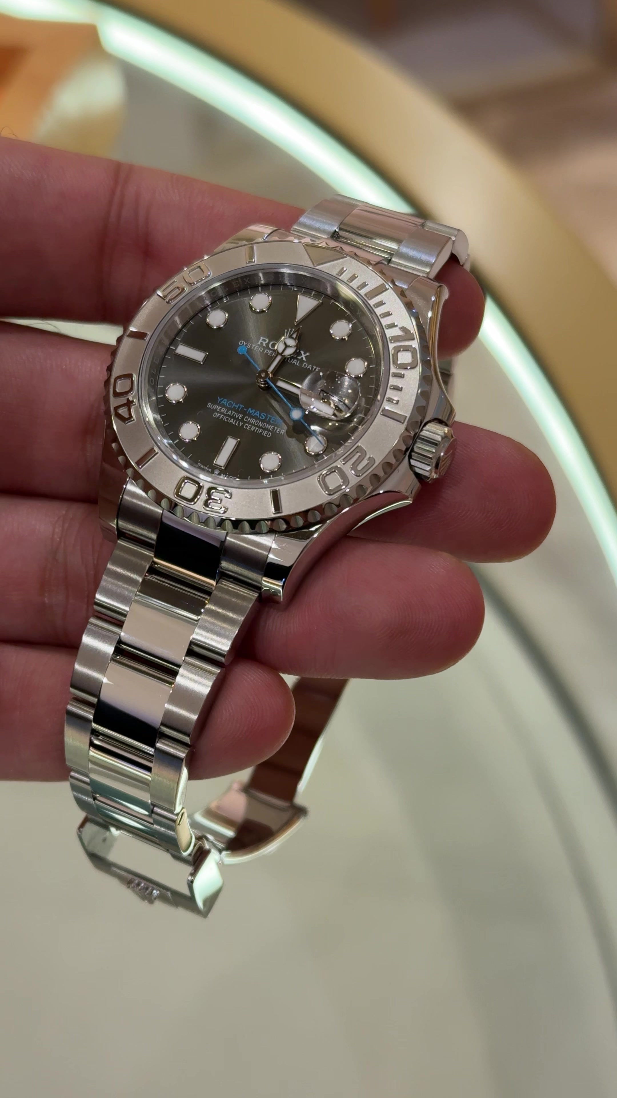 @Luxe Watches