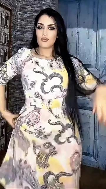 @ألأستاذة نجوى ((وحش الكون))