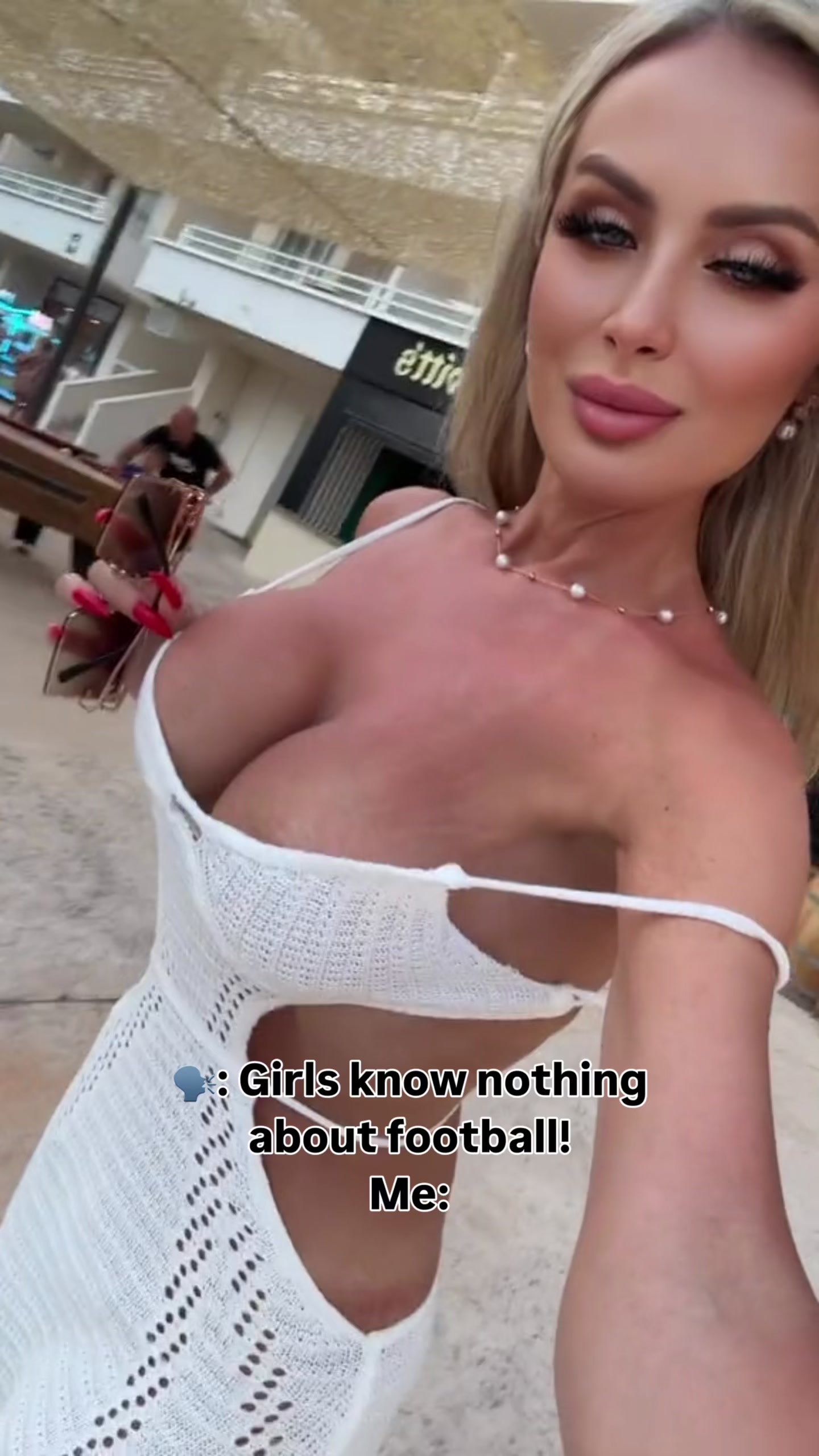 @Milenkaofficial