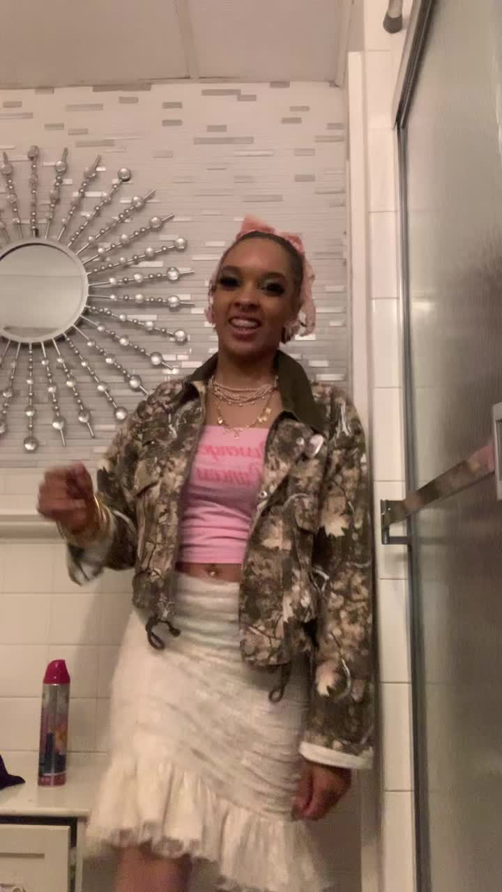 @Ladayzhathedoll🦋🍯🧚🏽♀️🎨