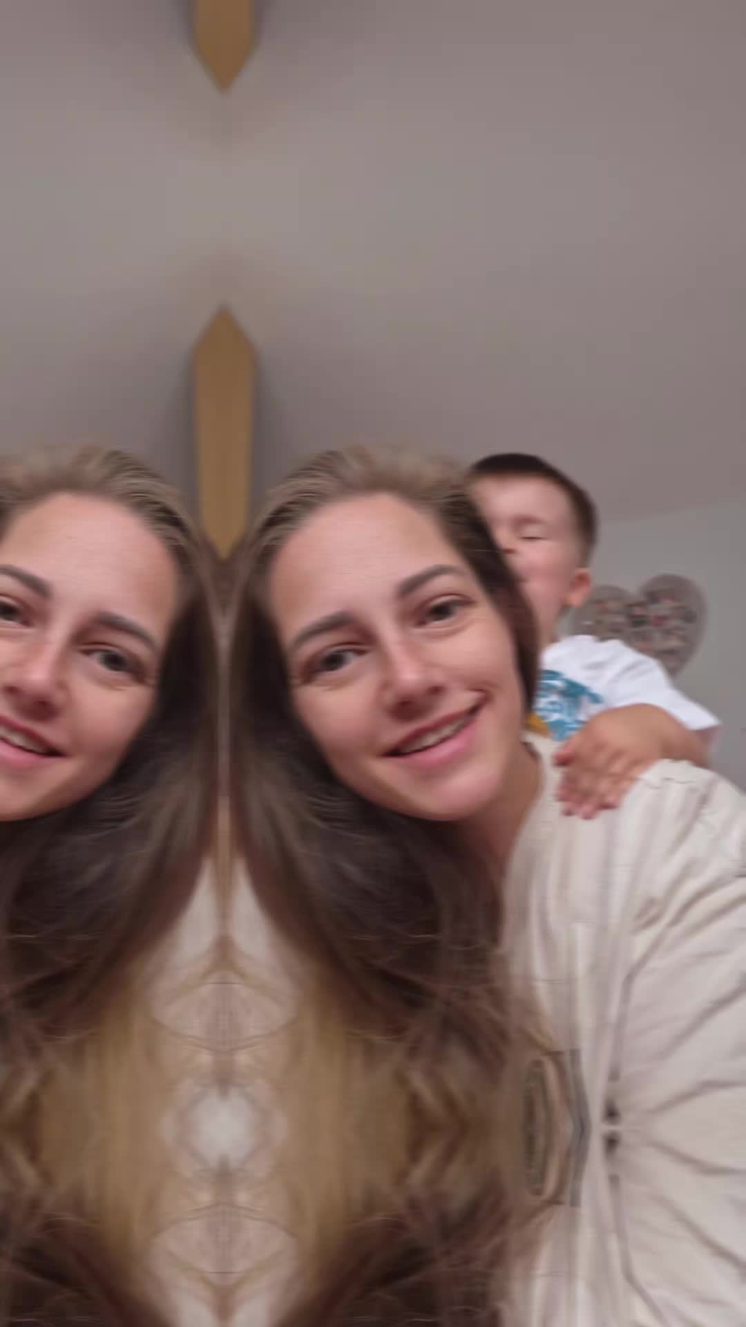 @LauraJo
