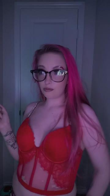 @Squishyybunnyy
