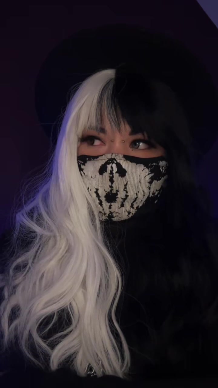 @AtraRiley🥀