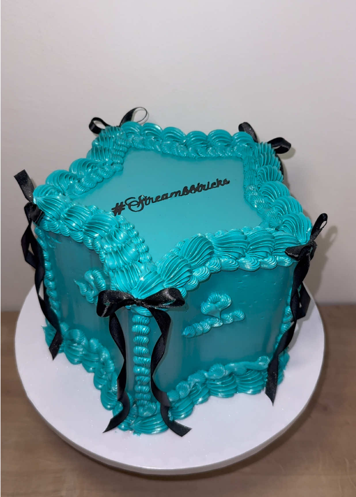 @MayLayerCake
