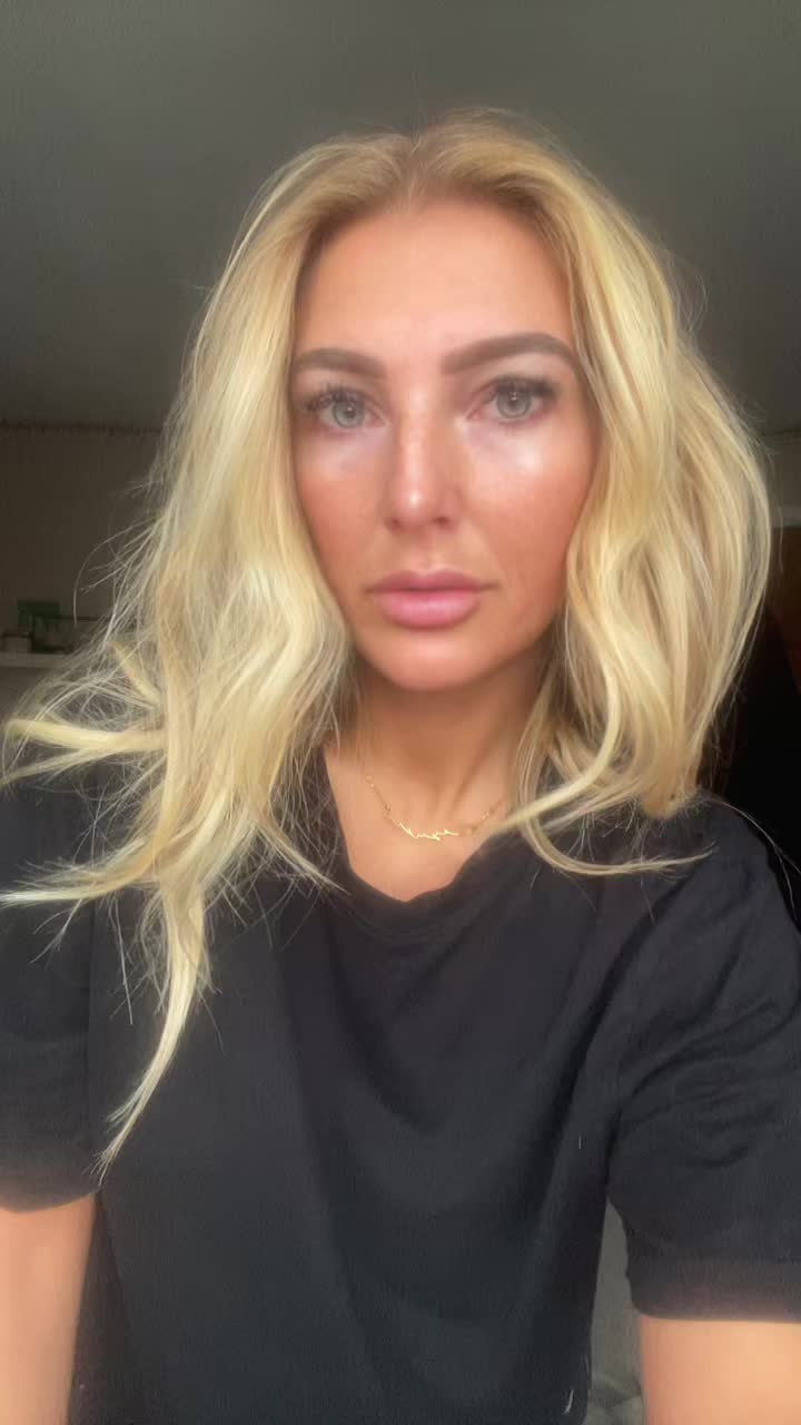 @yourwifefarrah