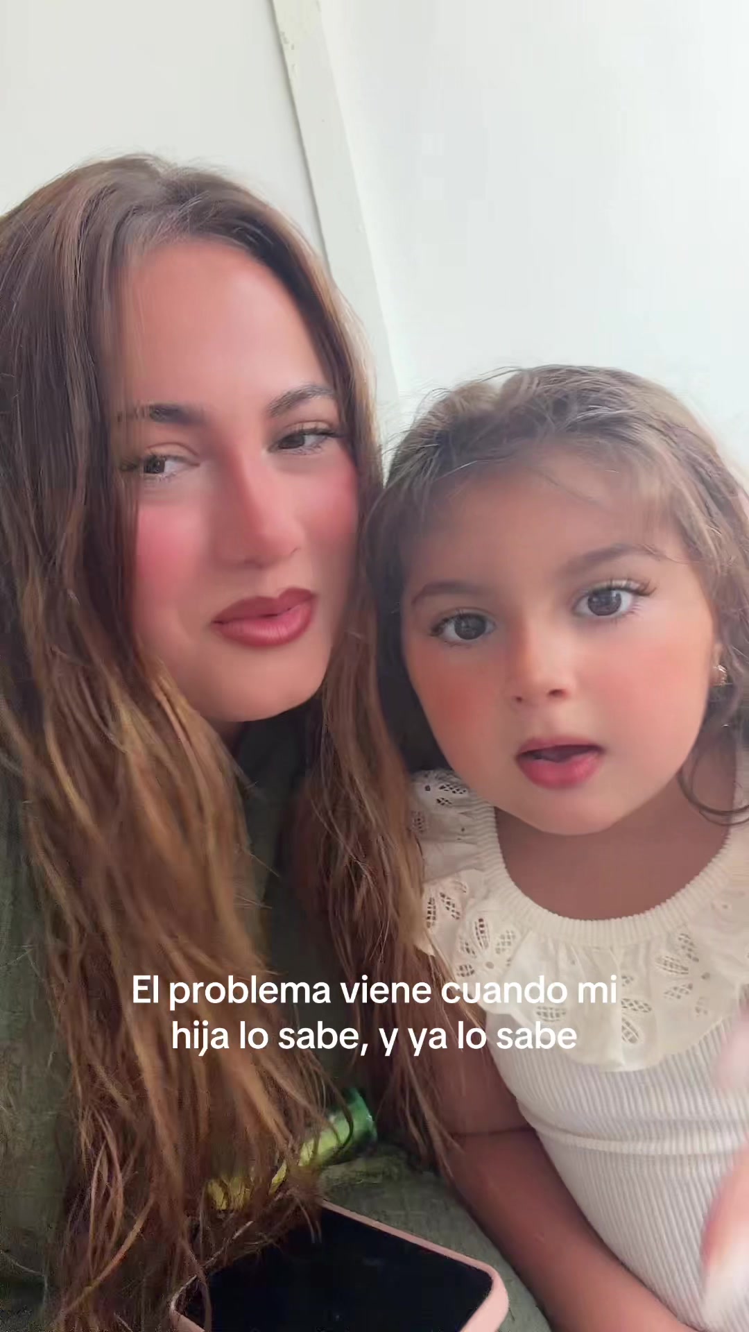 @melissamora010