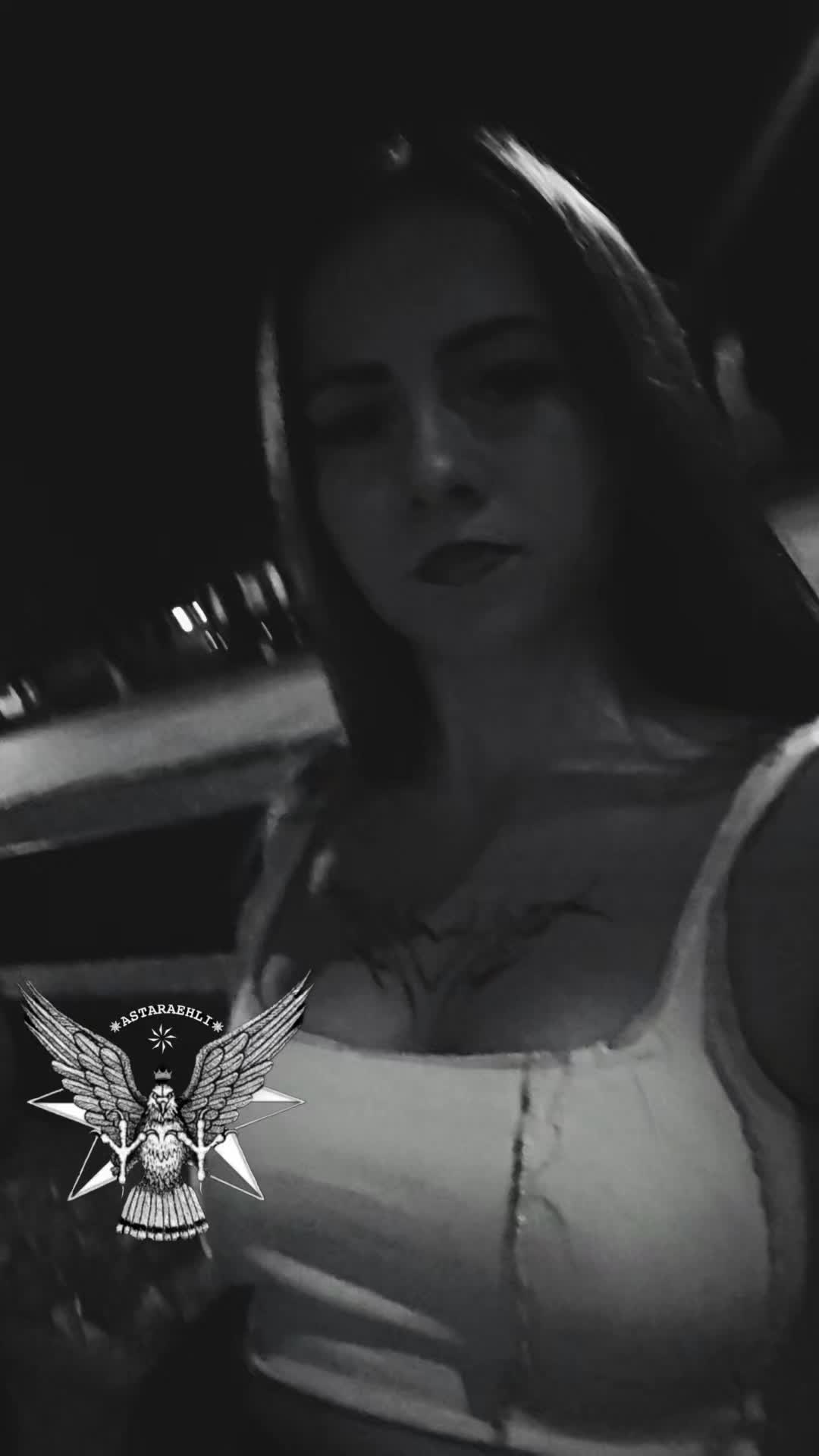 @💜Adelina💜