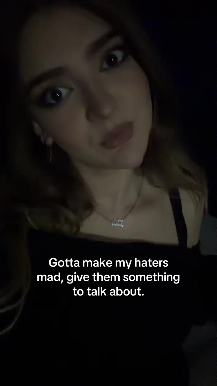 @IslaTheVampire