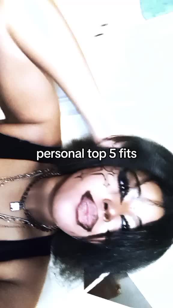 @🖤𝓒𝓱𝓮𝓻𝓲𝓮-𝓛𝓸𝓻𝓮𝓷💫