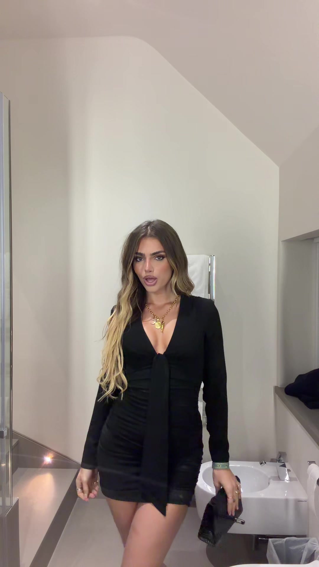 @arianayechiel