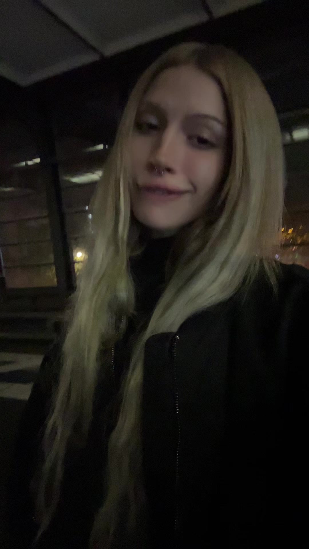 @^^