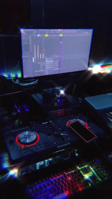 @Vyper 🎶🐍🎶