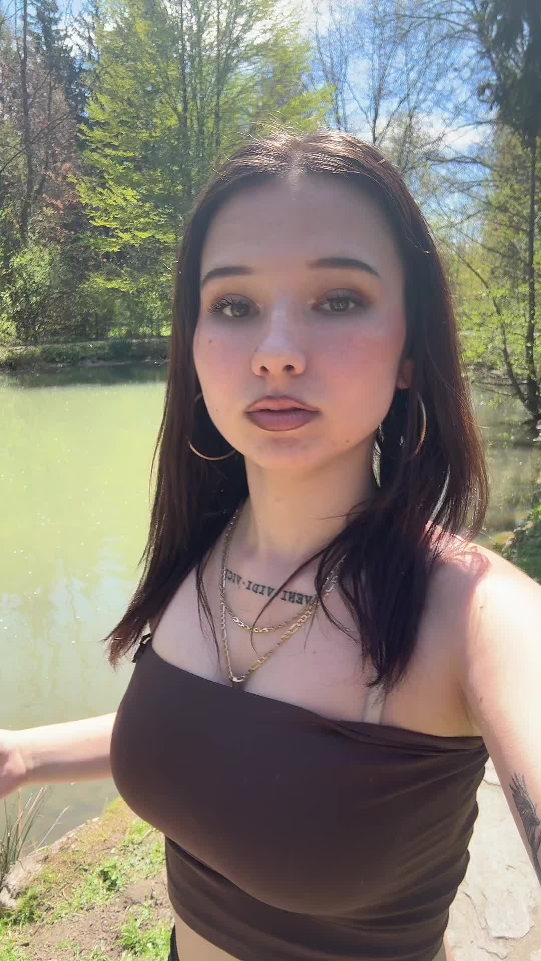 @Emicshuj