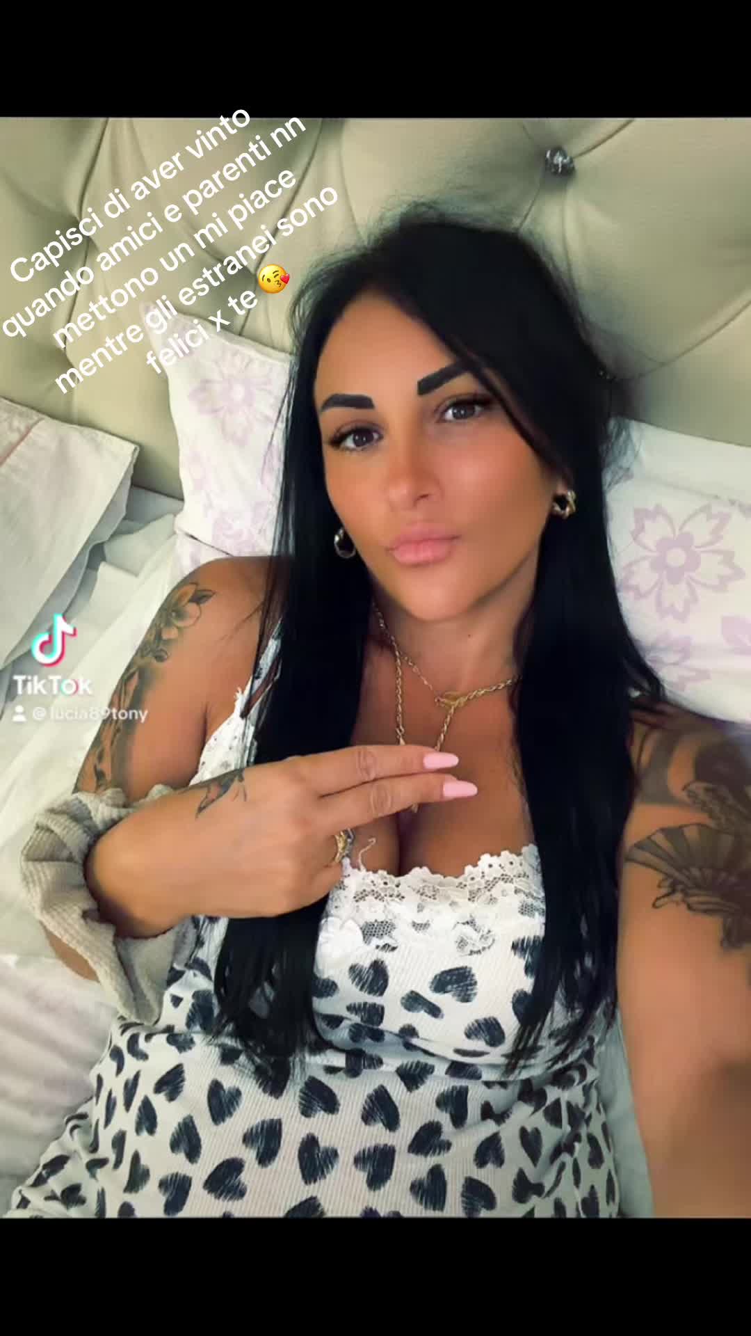 @Lucia89