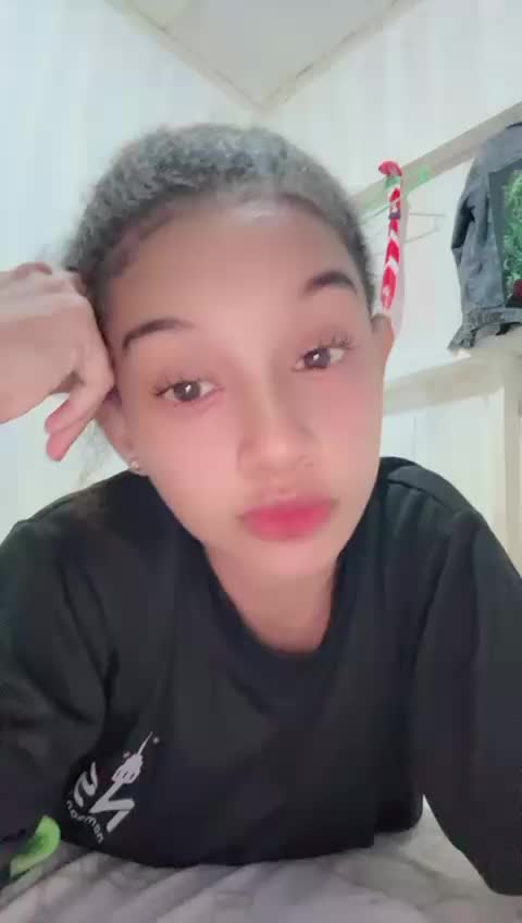 @🦁