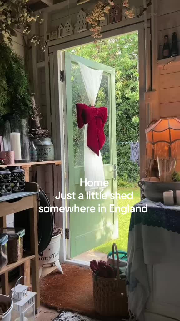 @Victorian House  Jules