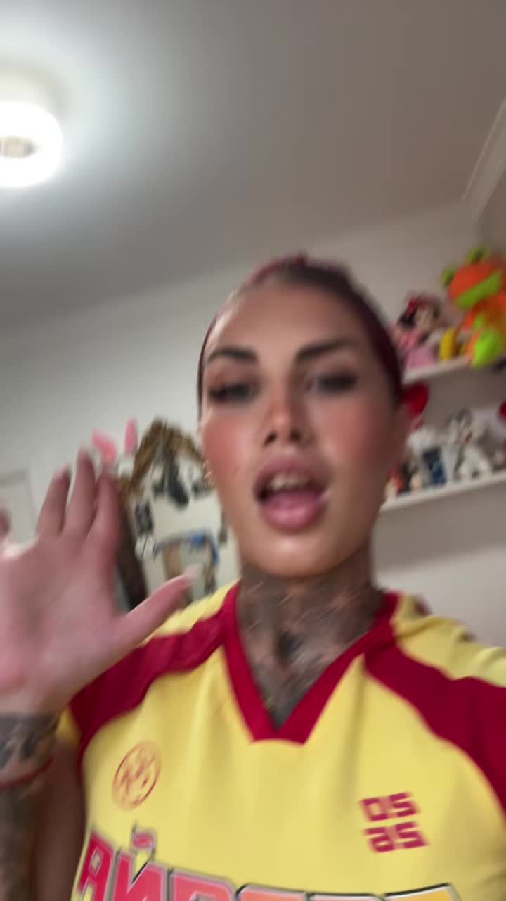 @Naiara
