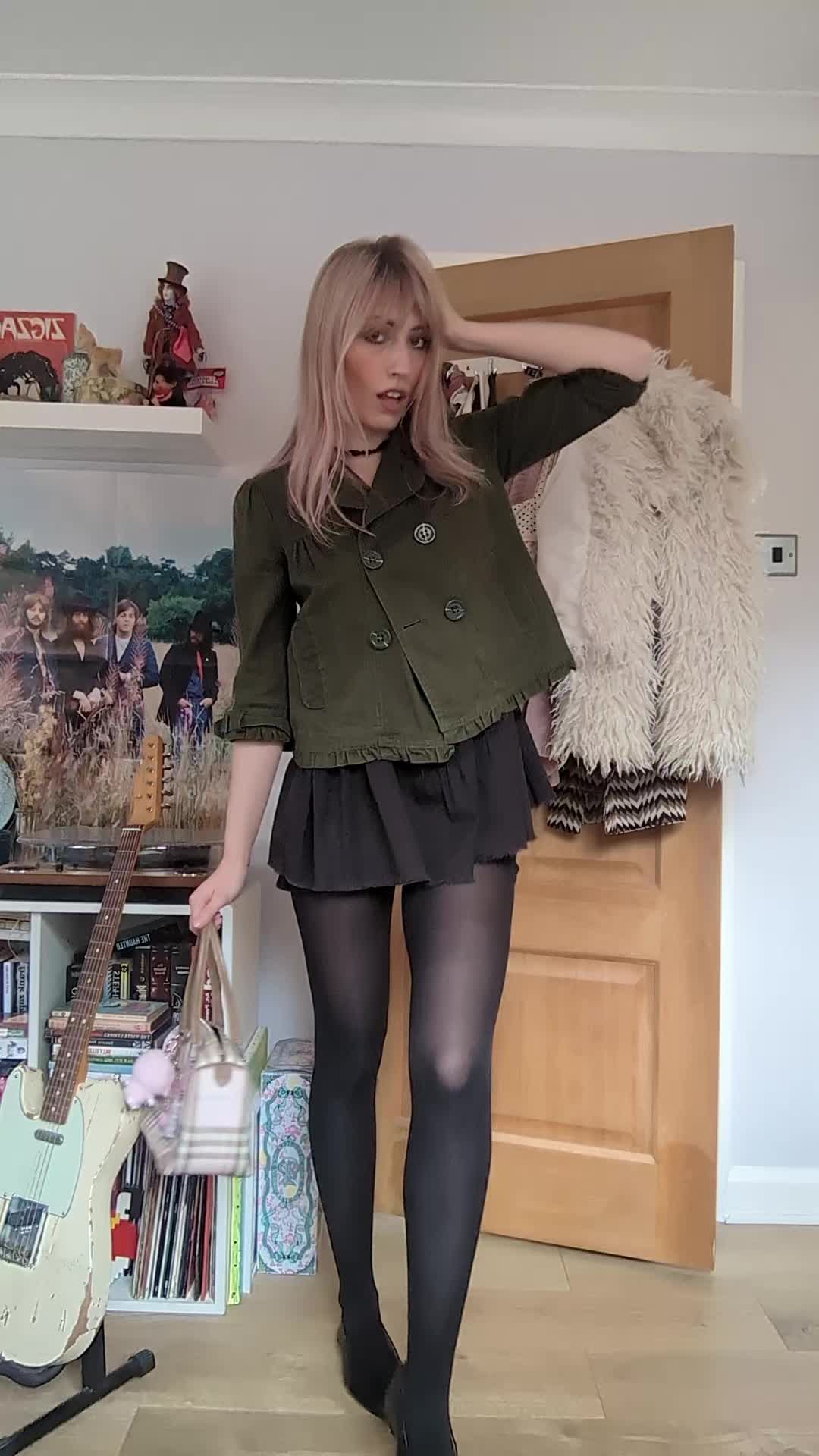 @Lily