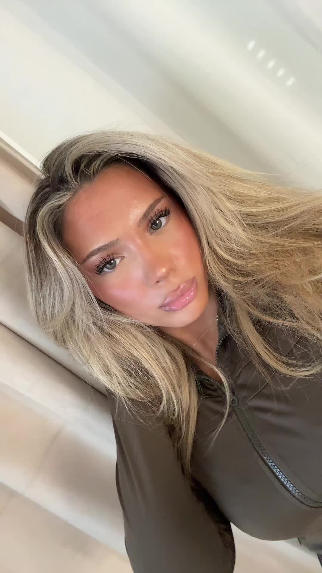 @️Henny