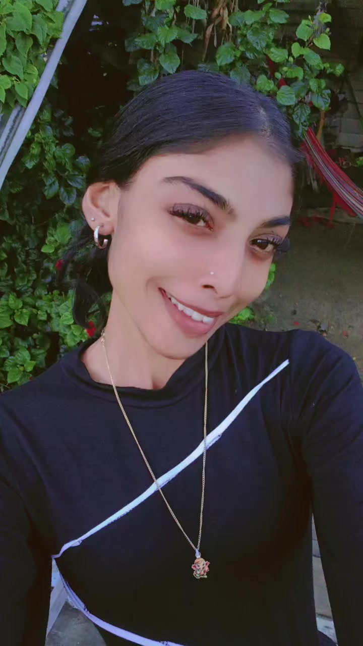 @𝓢𝓱𝔀𝓮𝓽𝓪.𝓡 `