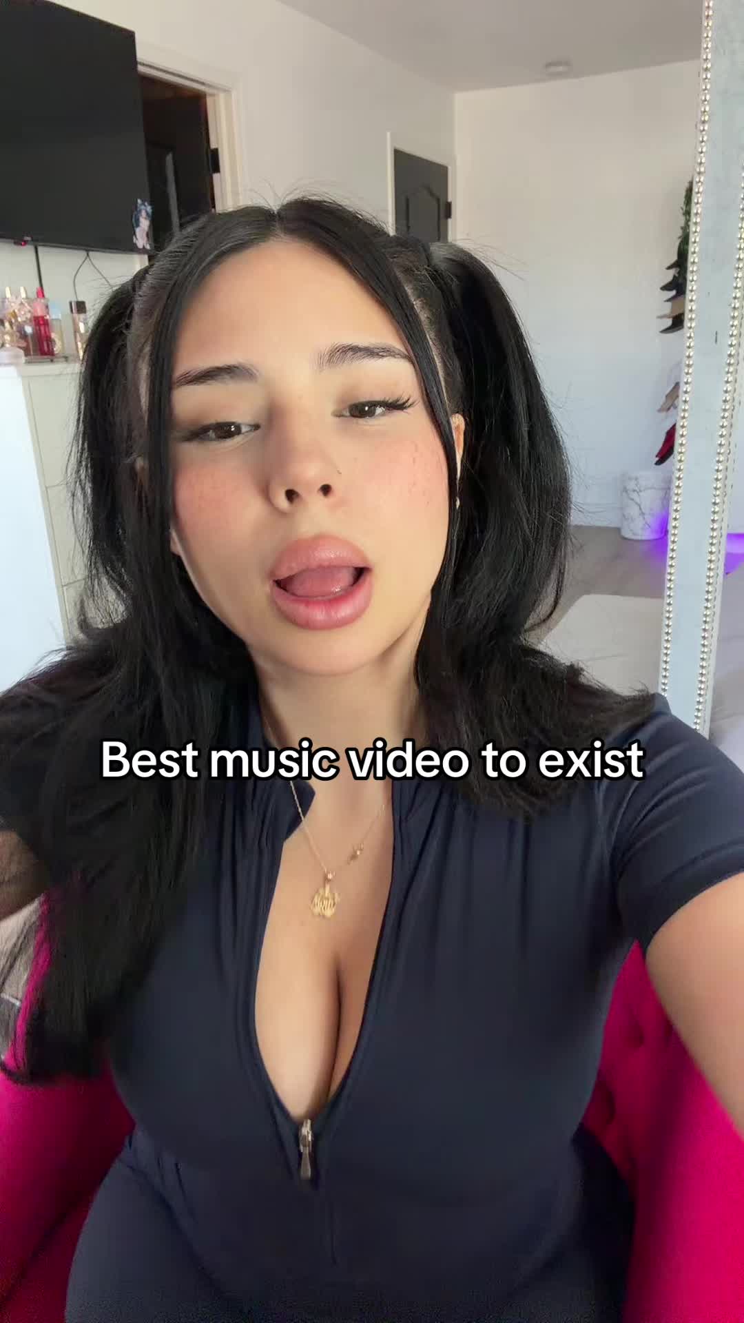 @Twitch.tv/notreiina