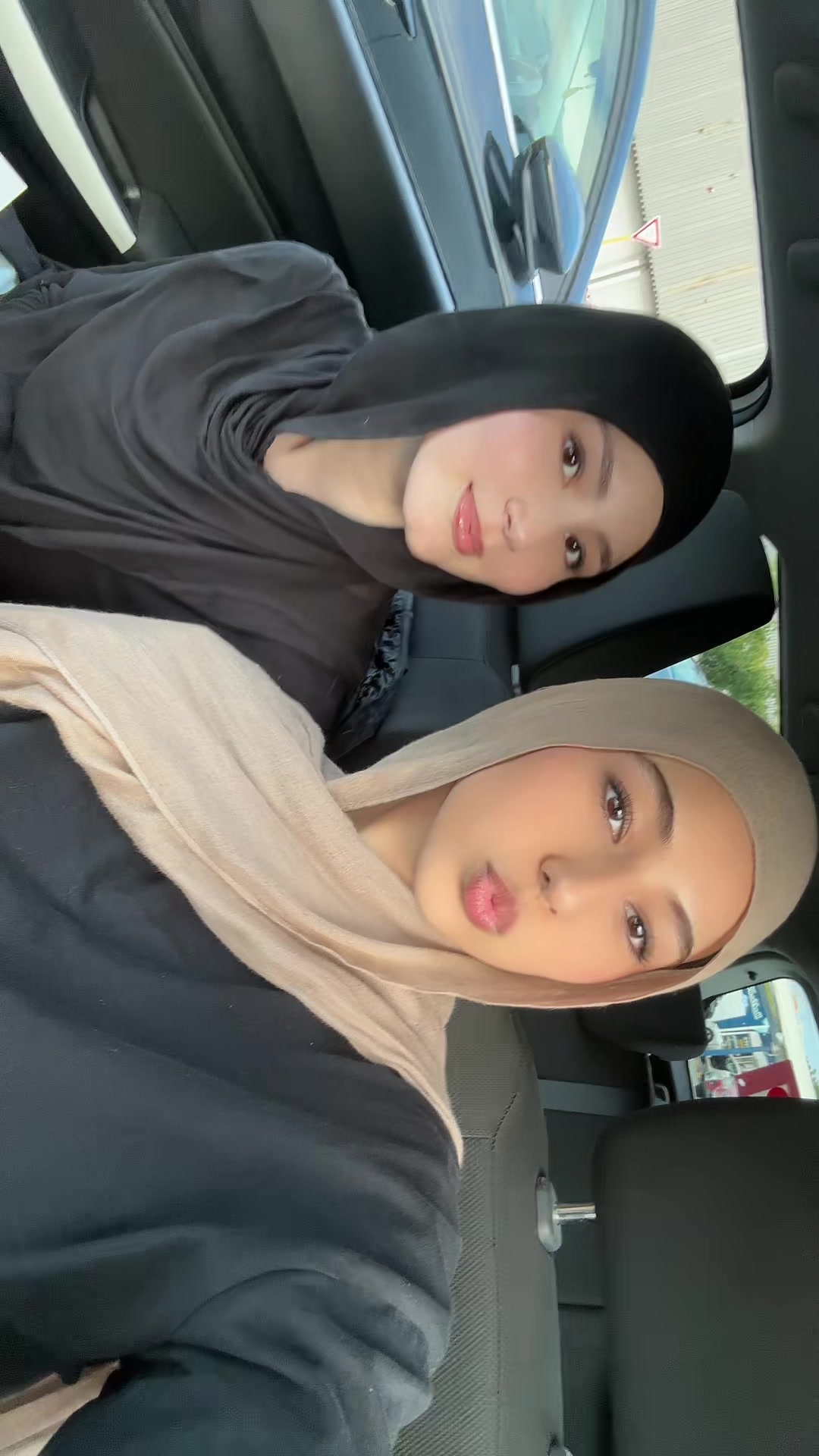 @eimaan