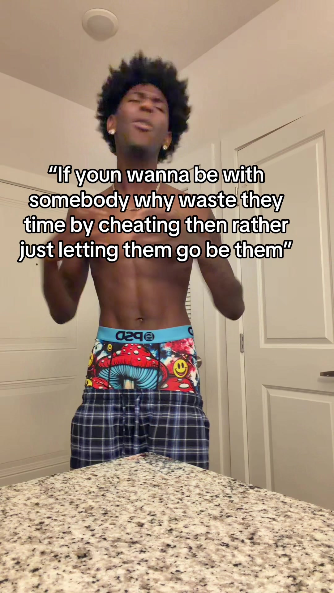 @~CJ~