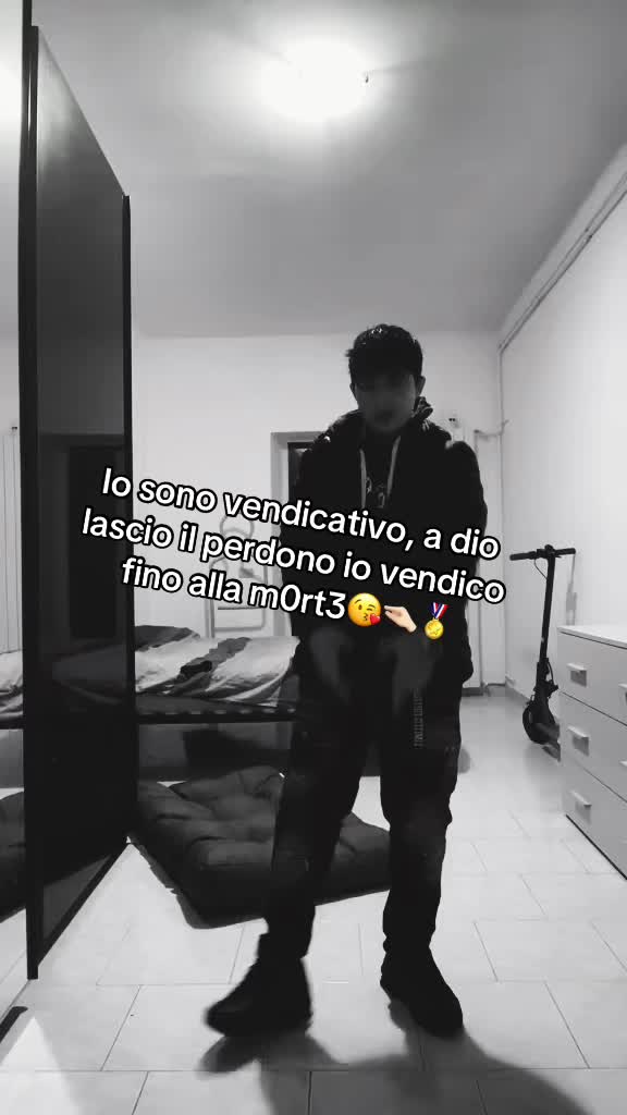 @_sottokassamitroverai_☣️🏴☠️