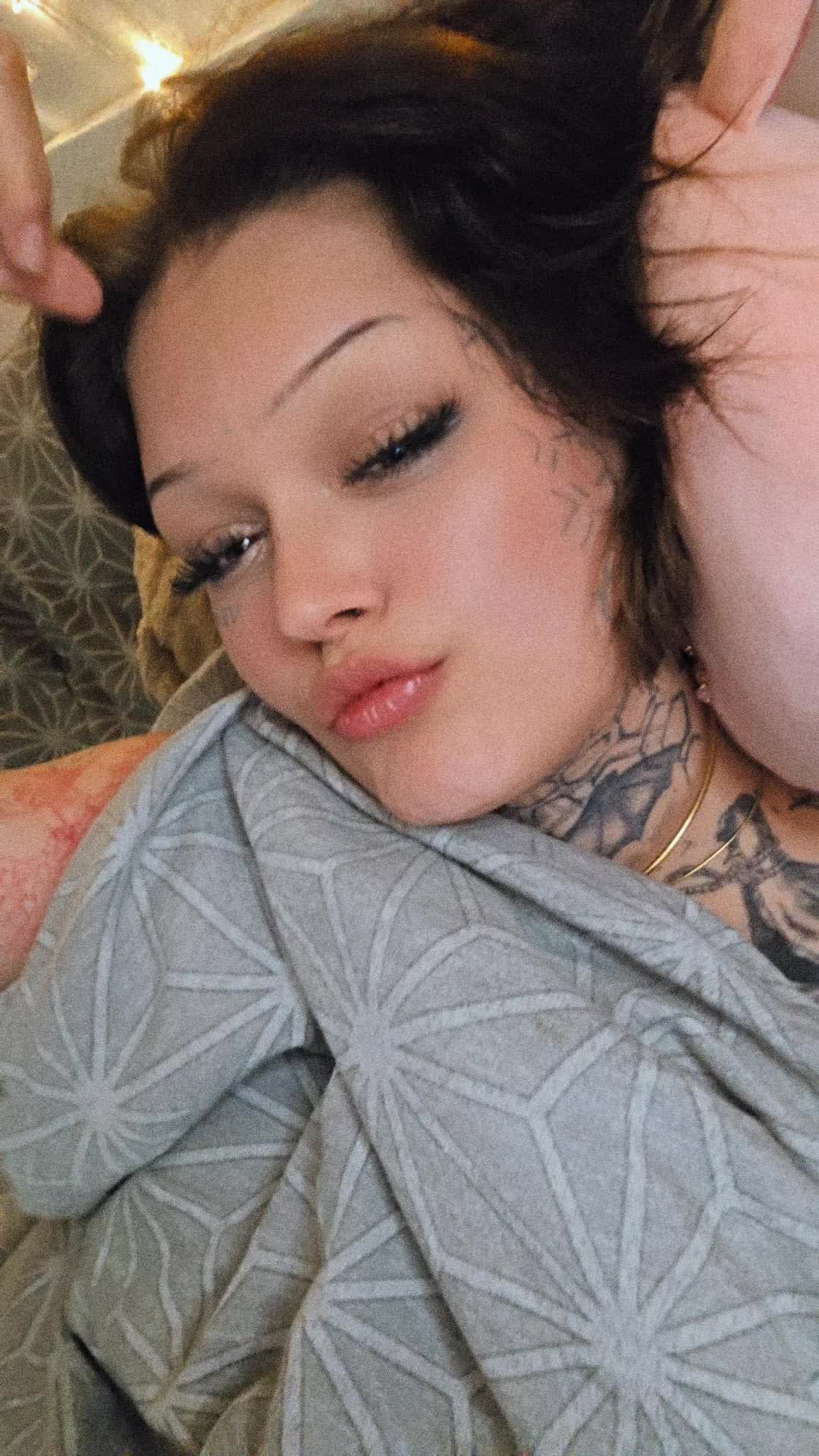 @Schneeegge
