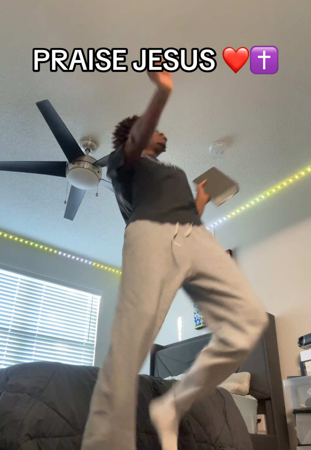 @vonseerrr