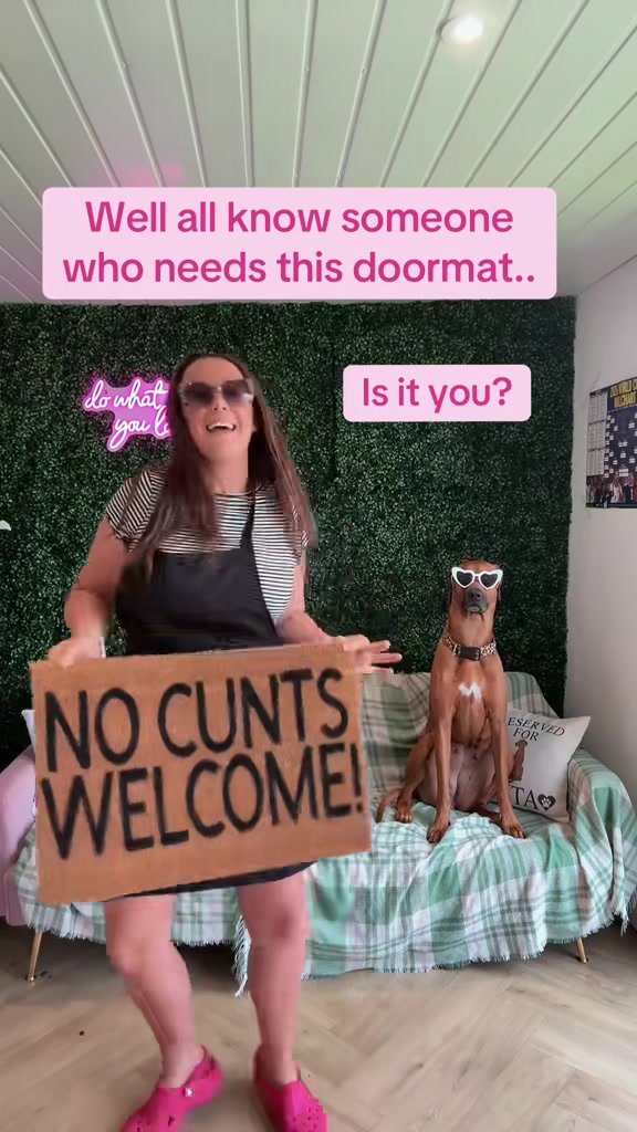 @Love_from_lottie_x