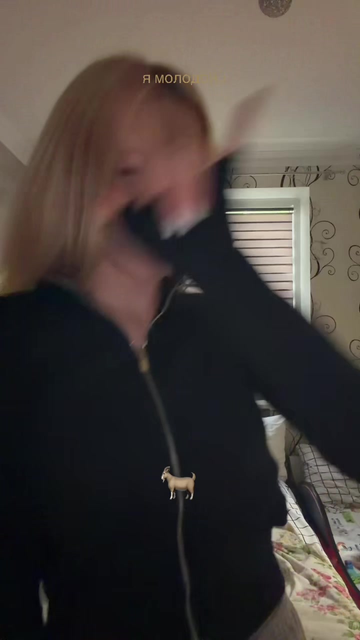 @<3