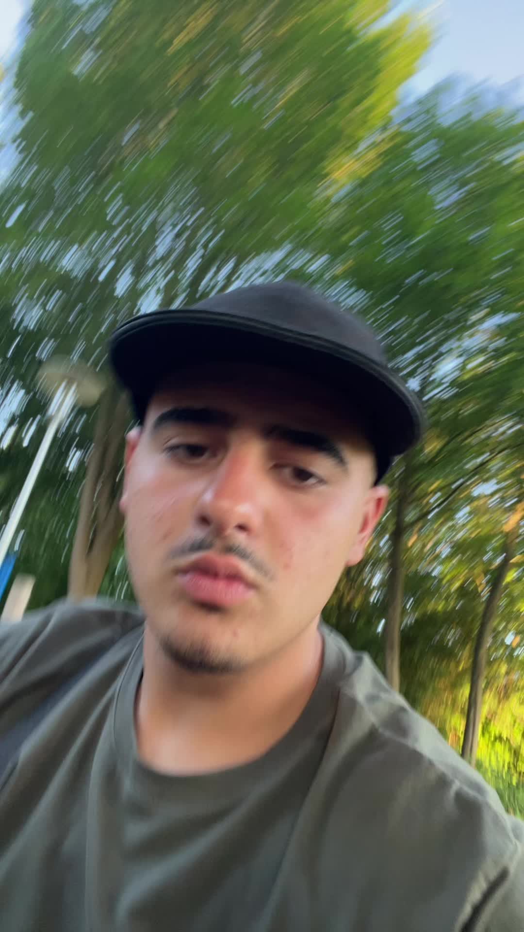 @Ali🏄♂️