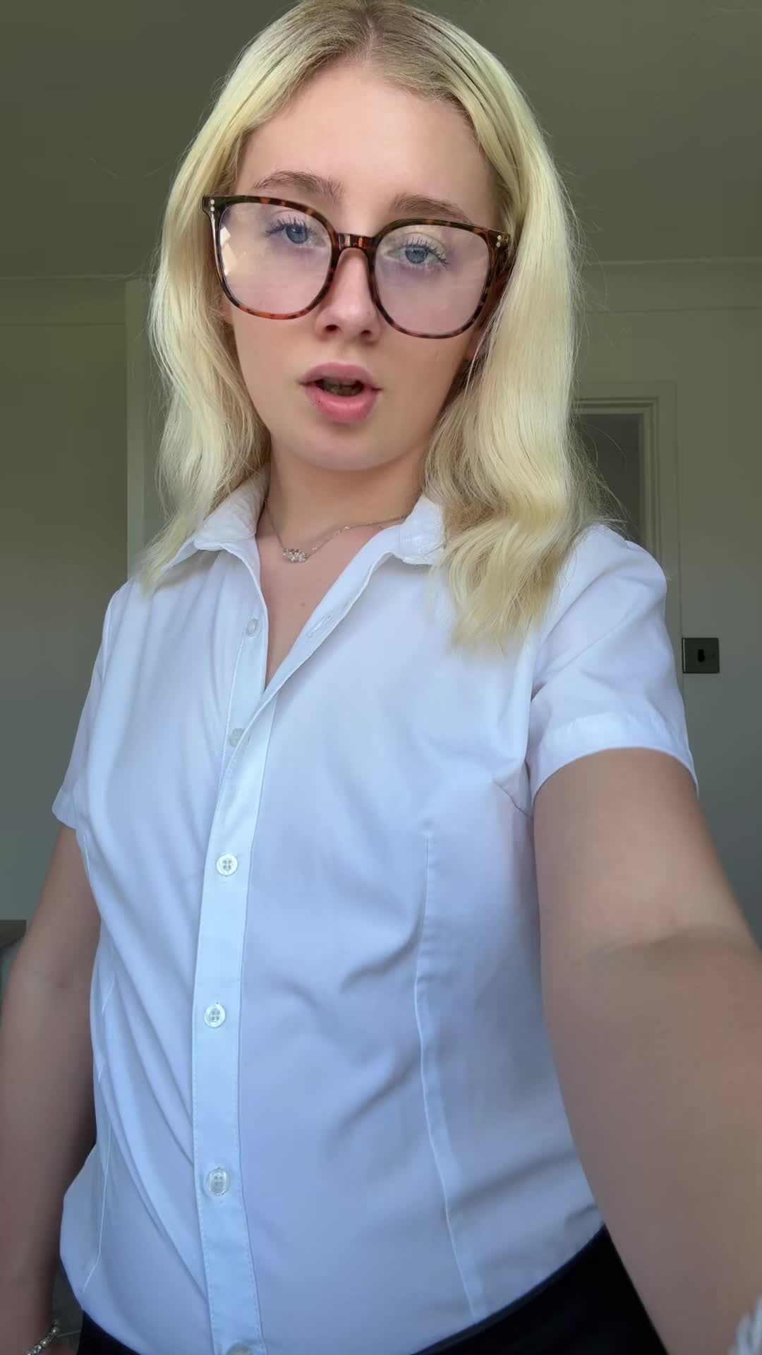 @harleymaeee2