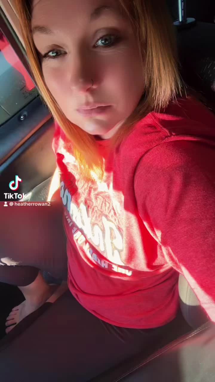 @HR