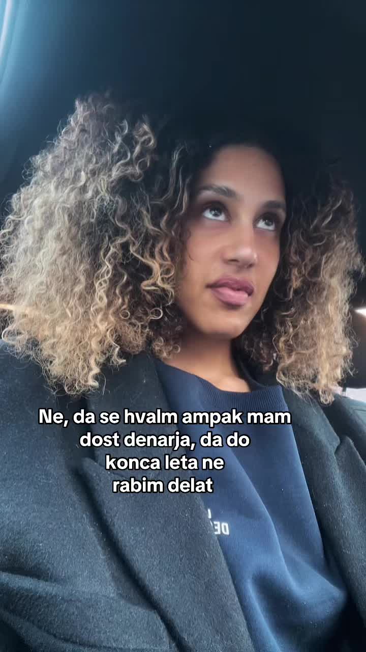 @Nina Mesarič